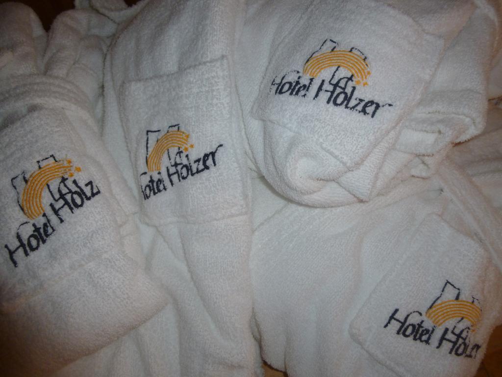 Hotel Holzer Sexten ภายนอก รูปภาพ